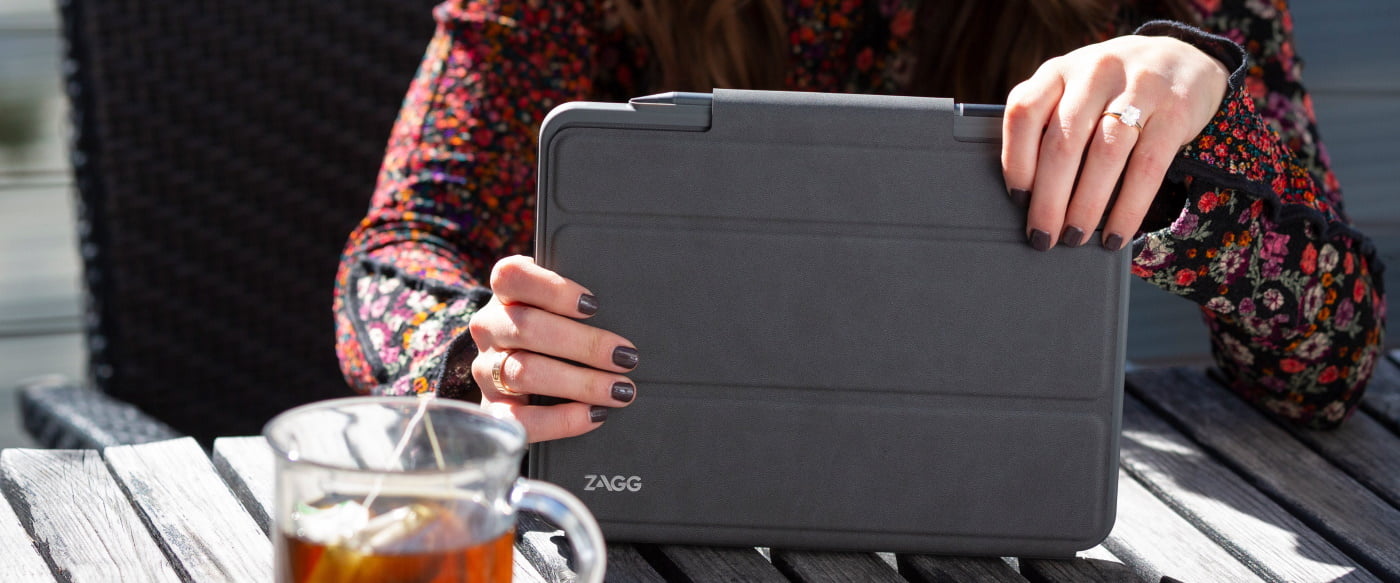 ZAGG Pro Keys with Trackpad for iPad Air 10.9-inch (4th gen) & iPad Pro 11-inch (1st/2nd/3rd/4th gen)