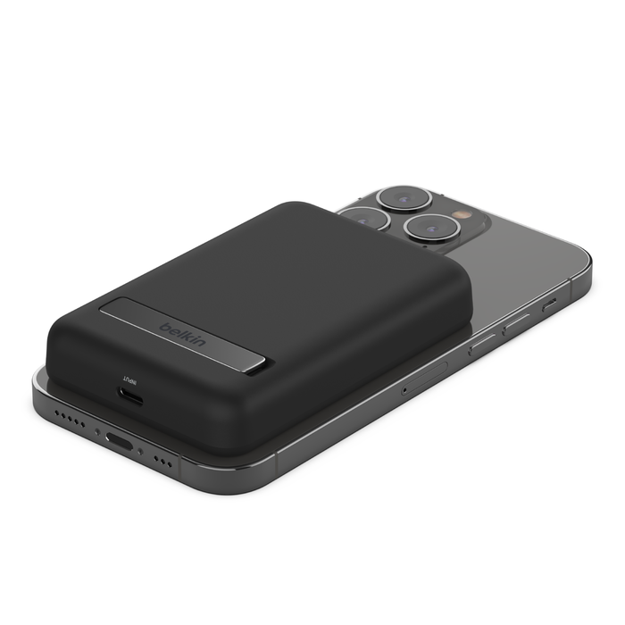 Belkin BOOST↑CHARGE Magnetic Wireless Power Bank 5K + Stand – Black