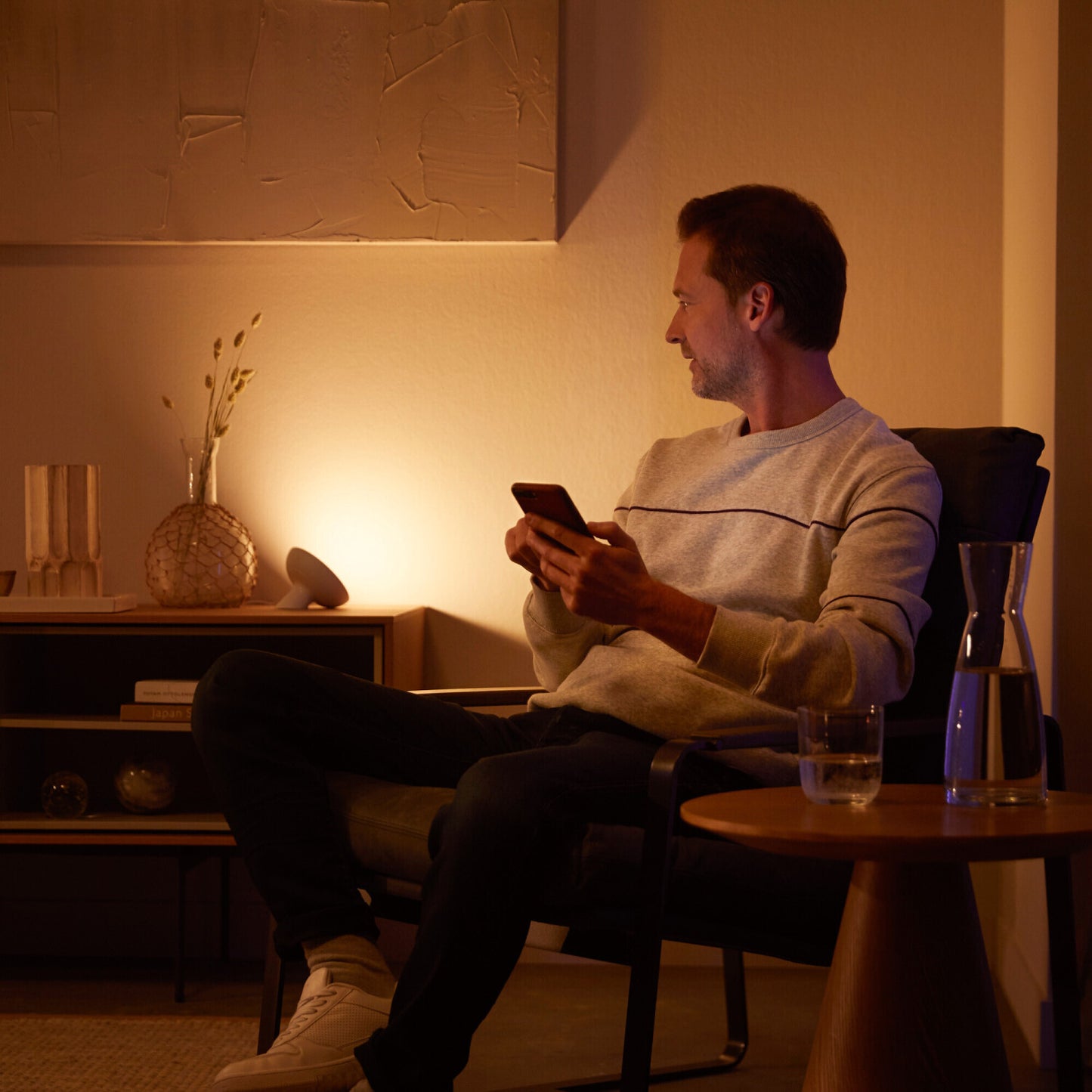 Philips Hue White and Color Ambiance Bloom - Black  (Bluetooth)
