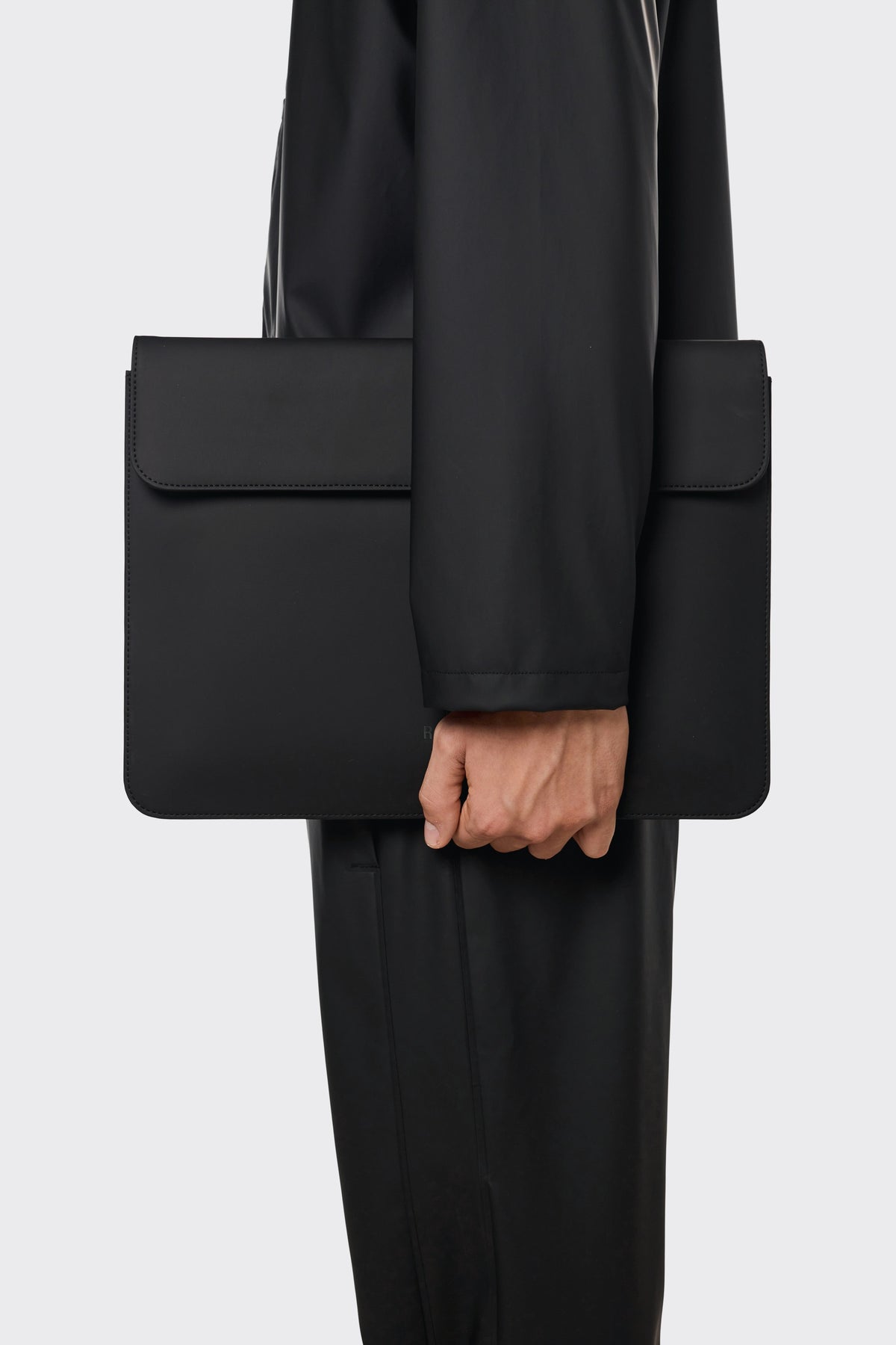 Rains Portfolio 15''/16'' - Black