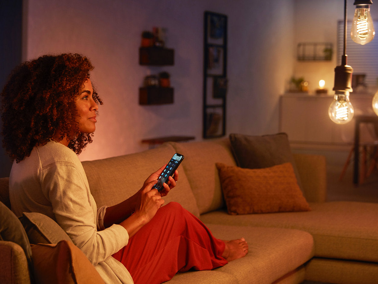 Philips Hue White Filament G93 E27 (7W)