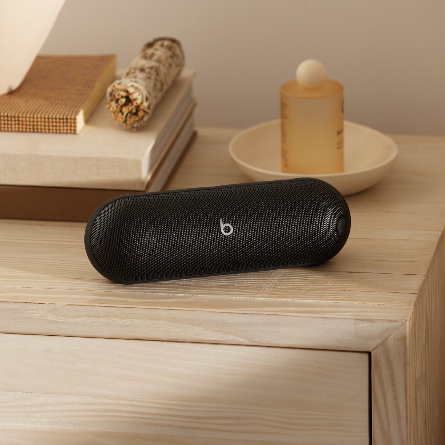 Beats Pill – Wireless Bluetooth Speaker – Matt Black