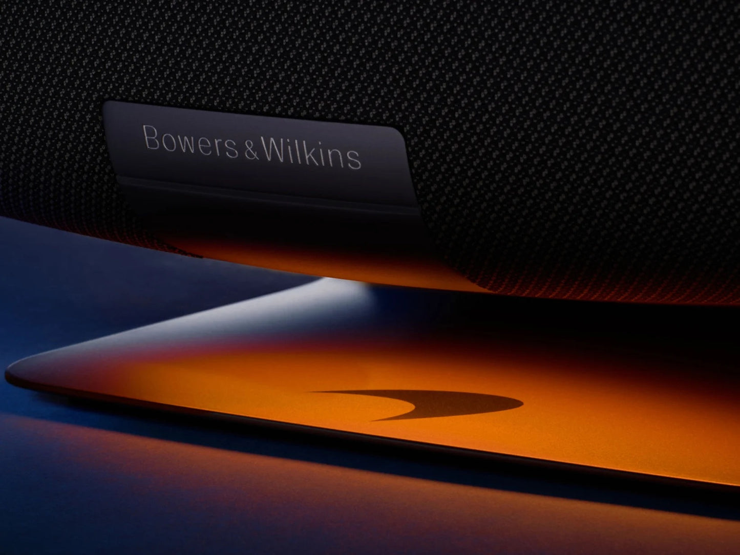 Bowers & Wilkins Zeppelin - McLaren Edition