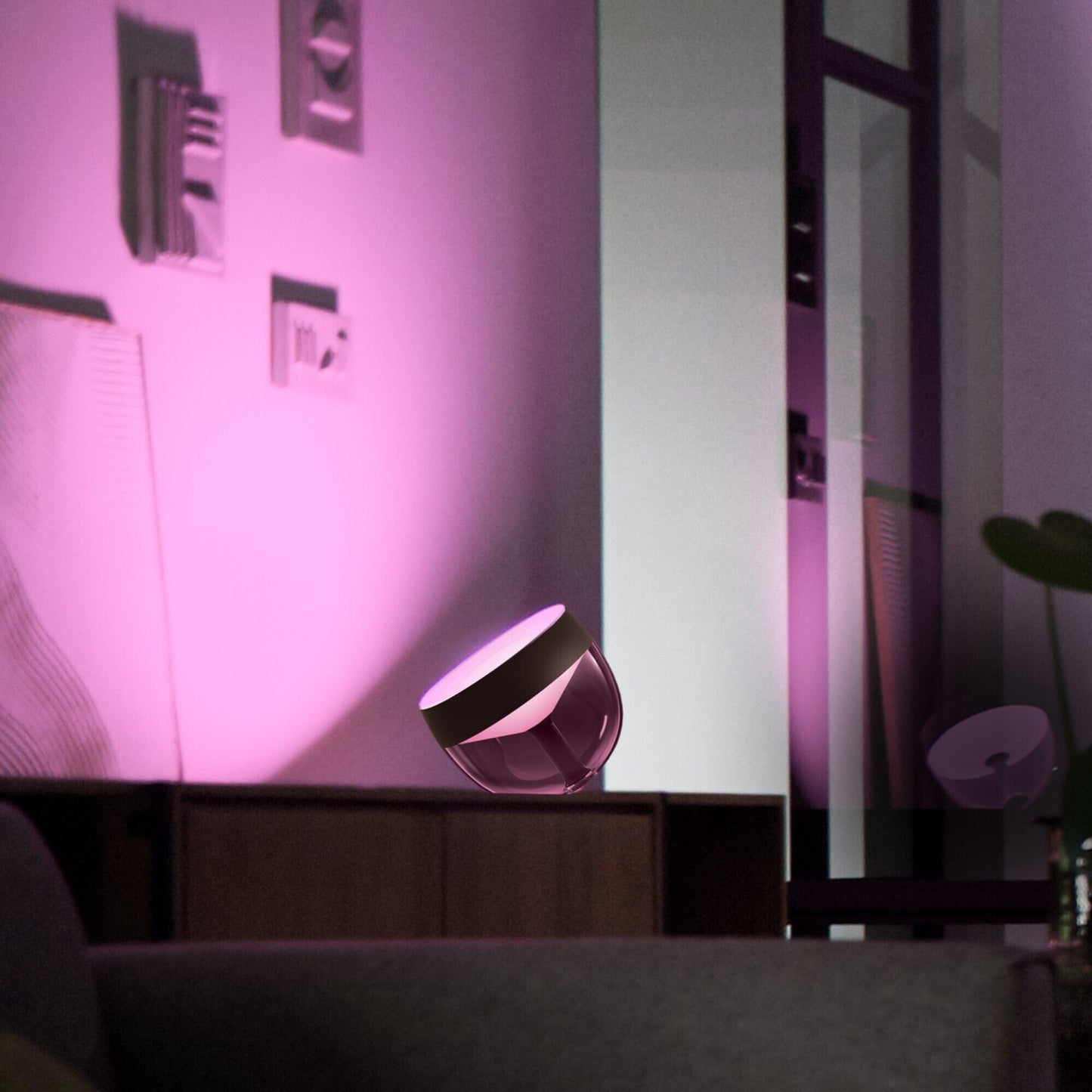 Philips Hue White and Color Ambiance Iris - Black (Bluetooth)