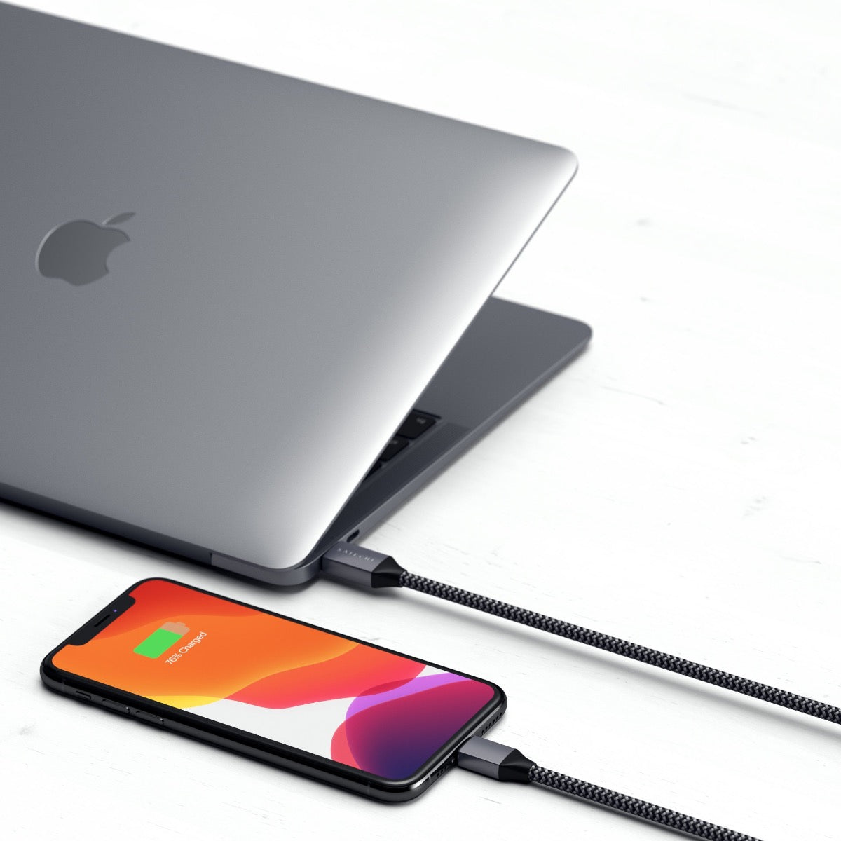 Satechi USB-C to Lightning Charging Cable